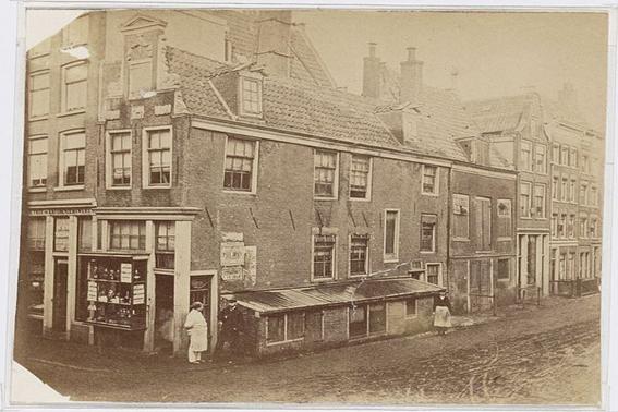 Centraal Station Amsterdam 1881-1884